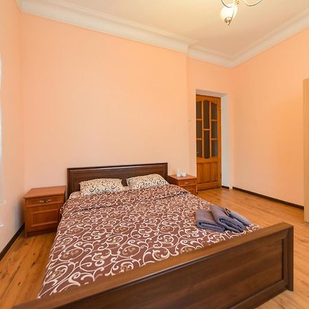 Apartments On Kreshchatik 17 Kijów Zewnętrze zdjęcie