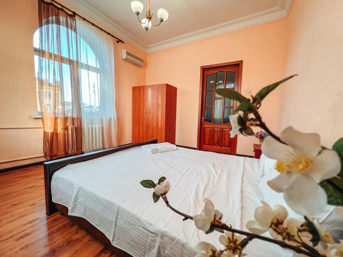 Apartments On Kreshchatik 17 Kijów Zewnętrze zdjęcie