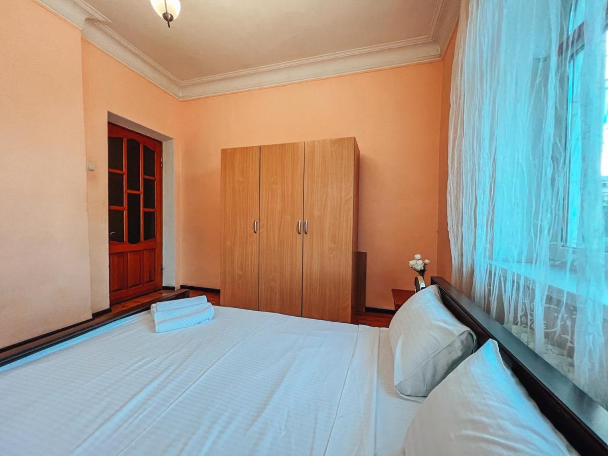 Apartments On Kreshchatik 17 Kijów Zewnętrze zdjęcie
