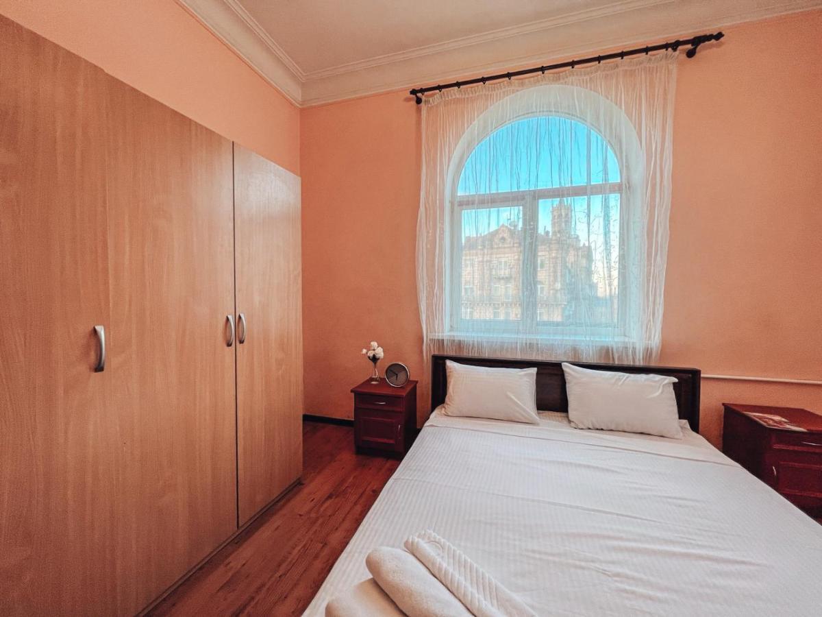 Apartments On Kreshchatik 17 Kijów Zewnętrze zdjęcie